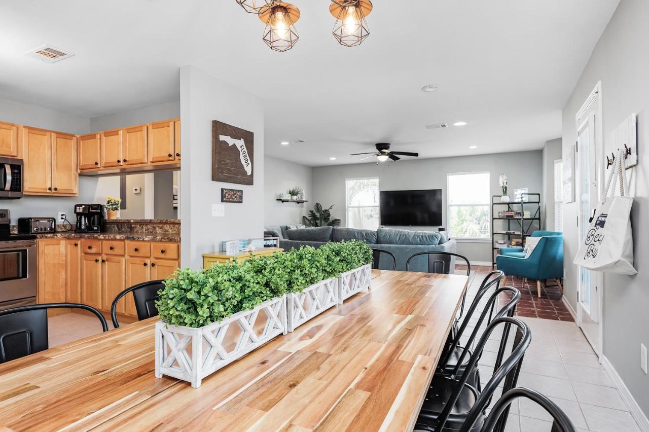 Private Beach Access, Fenced Yard & Pet Friendly, Pool, Cabana Life Beach House Destin Exterior photo